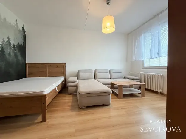 Pronájem bytu 1+1, Nové Město nad Metují, Nad Stadionem, 34 m2