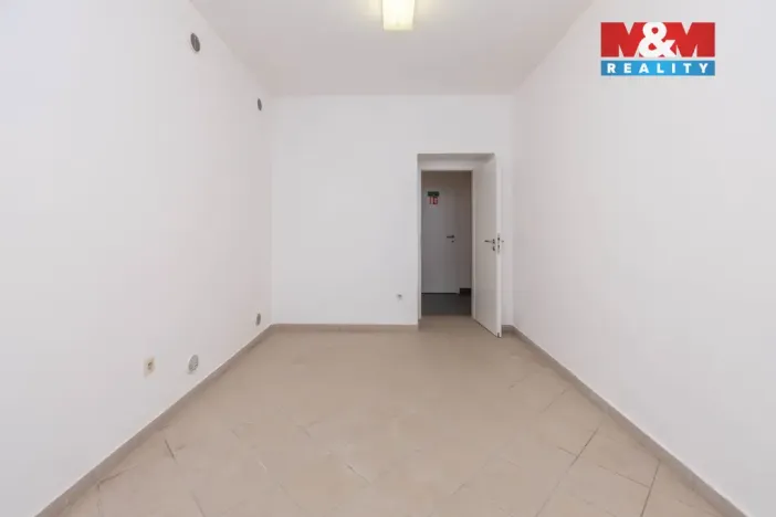 Pronájem kanceláře, Praha - Strašnice, Kolovratská, 61 m2