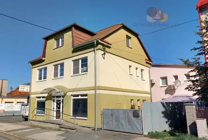 Prodej obchodního prostoru, Šumperk, Uničovská, 1694 m2