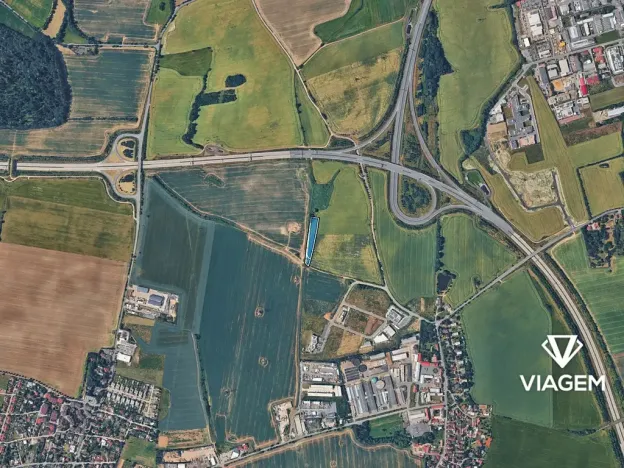 Prodej podílu pole, Zlatníky-Hodkovice, 290 m2