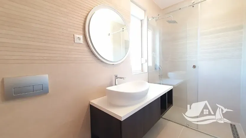 Prodej vily, Privlaka, Chorvatsko, 220 m2