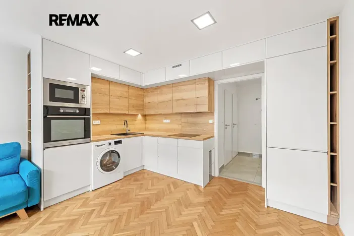 Prodej bytu 3+kk, Praha - Vršovice, Karpatská, 60 m2