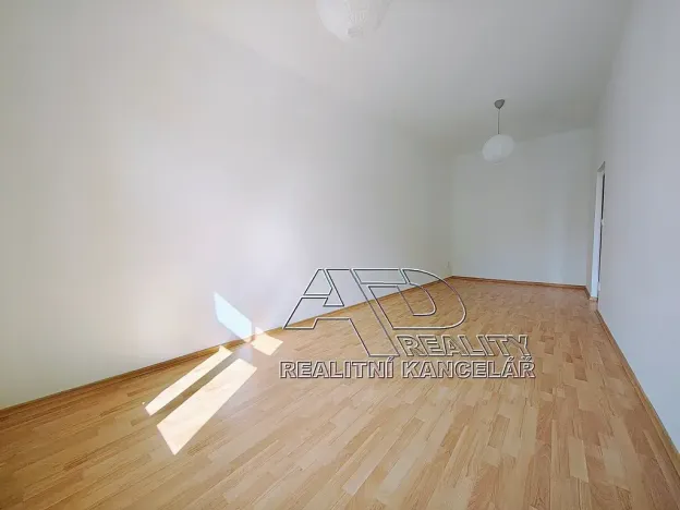Pronájem bytu 2+1, České Budějovice, Pražská tř., 72 m2