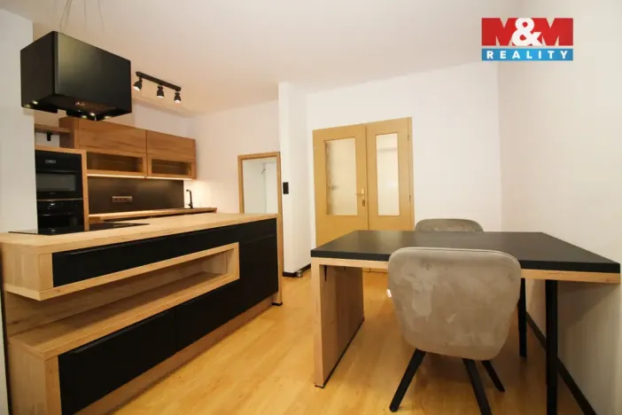 Pronájem bytu 2+kk, Horoměřice, Velvarská, 45 m2