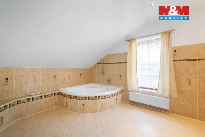 Prodej rodinného domu, Praha - Újezd nad Lesy, Svojšická, 230 m2