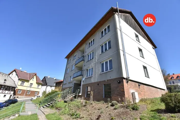 Prodej bytu 3+1, Bečov nad Teplou, Nová, 81 m2