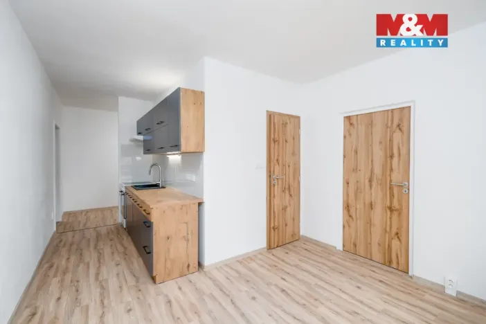 Pronájem bytu 3+1, Ústí nad Labem - Neštěmice, Sibiřská, 80 m2