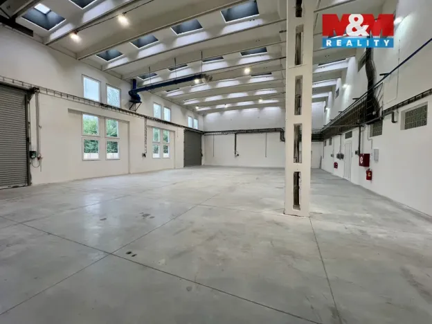 Pronájem výrobních prostor, Město Albrechtice, L. Janáčka, 410 m2