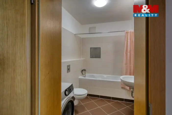 Prodej bytu 2+kk, Praha, Sazovická, 52 m2