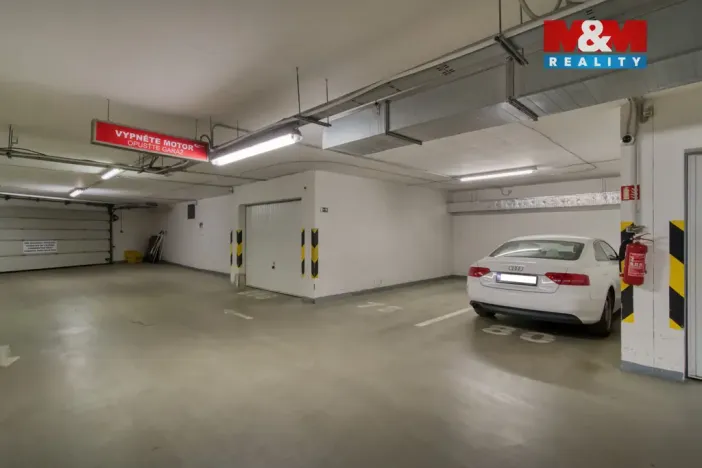 Prodej bytu 2+kk, Praha, Sazovická, 52 m2