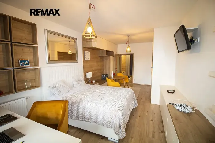 Pronájem bytu 1+kk, Chýně, Premonstrátů, 37 m2