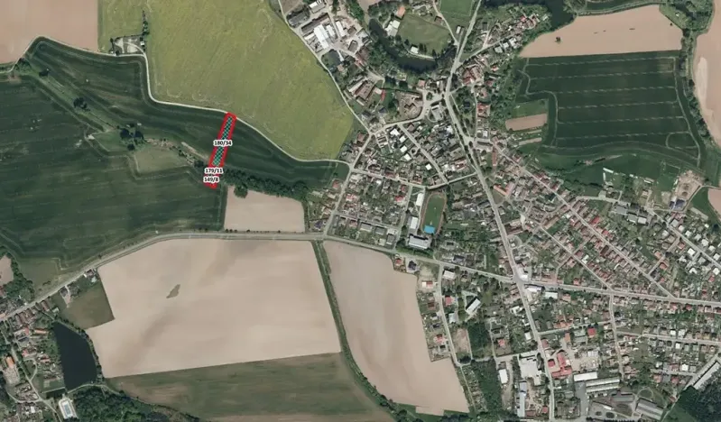 Prodej pole, Řečany nad Labem, 3895 m2