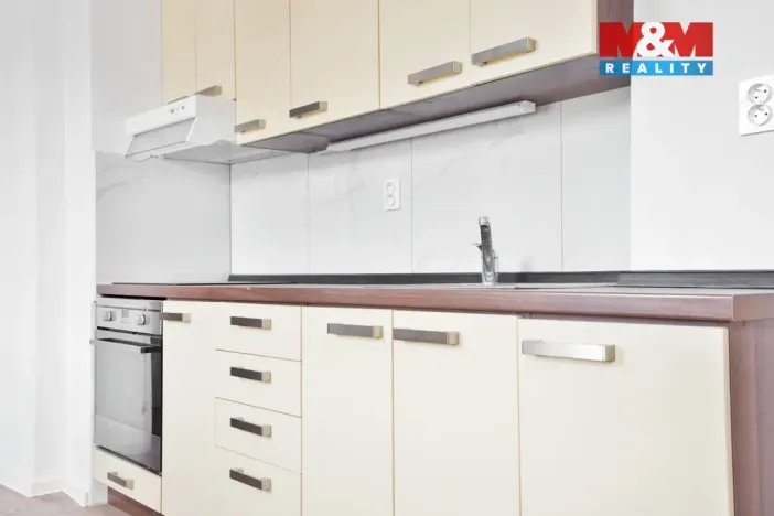 Pronájem bytu 1+1, Benešov nad Ploučnicí, Palackého, 40 m2