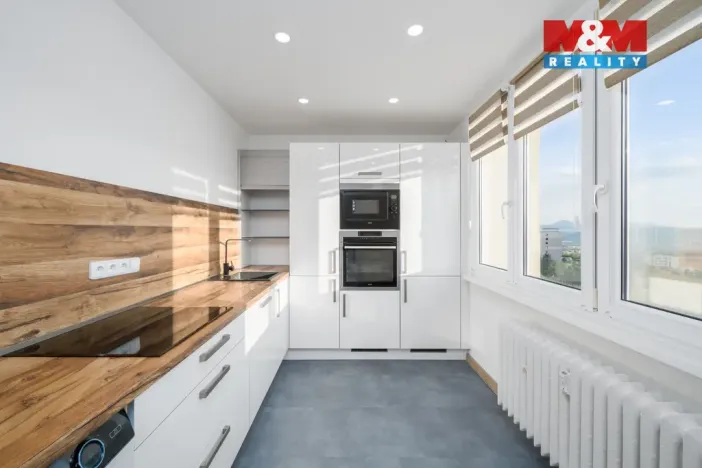 Prodej bytu 3+1, Ústí nad Labem - Severní Terasa, Svojsíkova, 68 m2