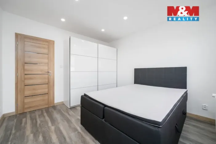 Prodej bytu 3+1, Ústí nad Labem - Severní Terasa, Svojsíkova, 68 m2