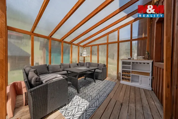 Prodej rodinného domu, Velké Karlovice, 180 m2
