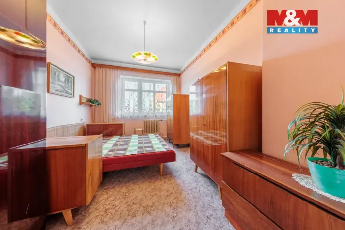 Prodej bytu 3+1, Karlovy Vary, Závodu míru, 59 m2