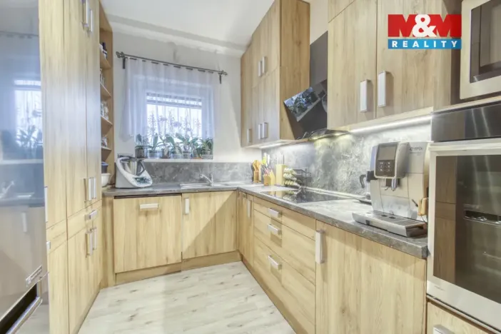 Prodej rodinného domu, Králův Dvůr - Křižatky, Na Vinohradech, 94 m2