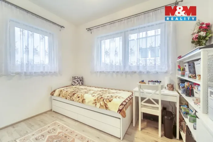 Prodej rodinného domu, Králův Dvůr - Křižatky, Na Vinohradech, 94 m2