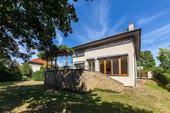 Prodej rodinného domu, Úholičky, Nade Dvorem, 192 m2