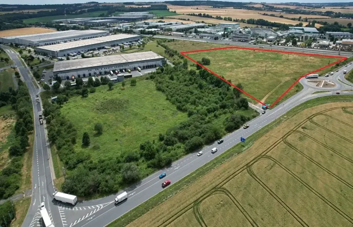 Pronájem komerčního pozemku, Praha, 500 m2