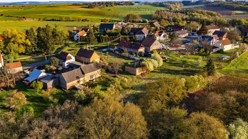 Prodej pozemku pro bydlení, Svojetín, 3831 m2