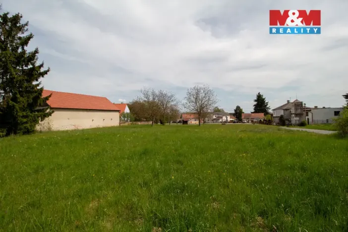 Prodej pozemku pro bydlení, Břežany, 8048 m2