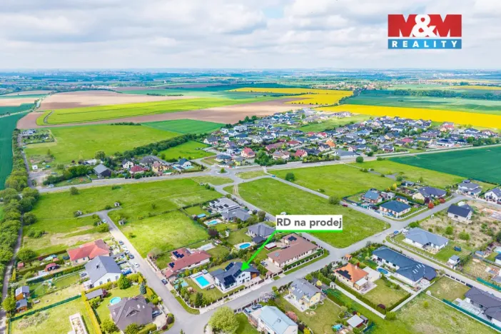 Prodej rodinného domu, Křenice, Šípková, 183 m2