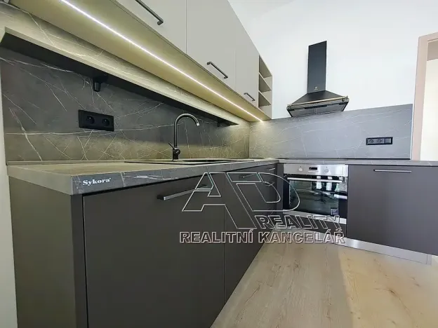 Pronájem bytu 1+1, České Budějovice, Fráni Šrámka, 40 m2