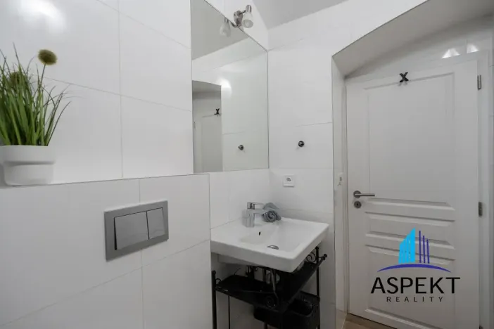 Pronájem bytu 1+kk, Praha - Žižkov, Ondříčkova, 32 m2