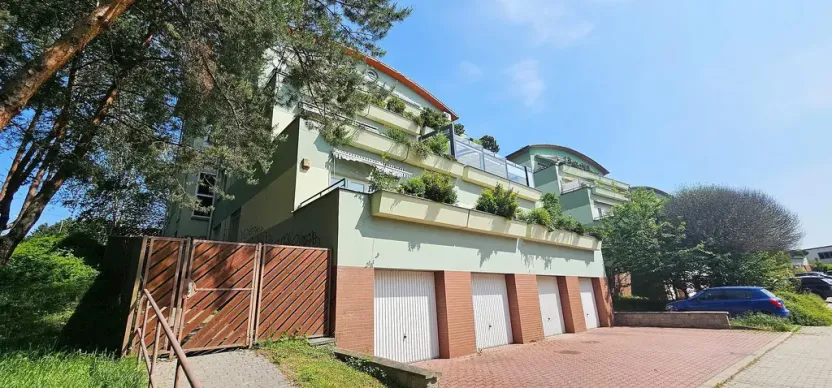 Pronájem bytu 2+kk, Brno - Bystrc, Adamcova, 67 m2