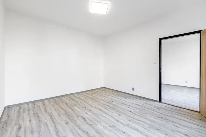 Pronájem bytu 2+kk, České Budějovice, Puklicova, 39 m2
