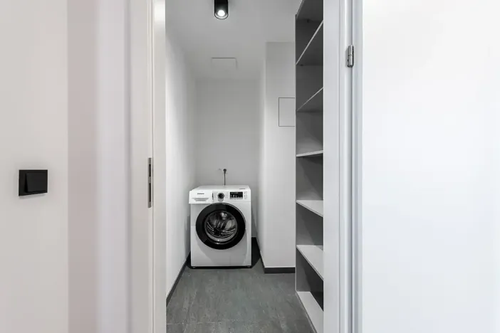 Pronájem bytu 2+kk, Praha - Hloubětín, Waltariho, 57 m2