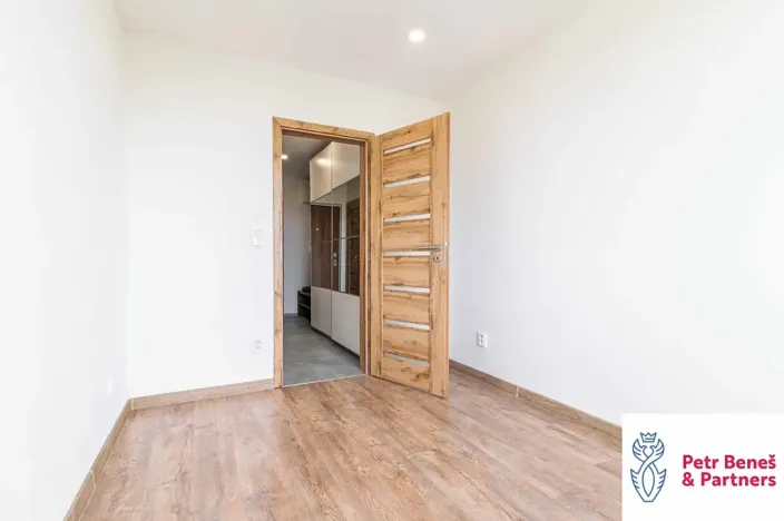 Prodej bytu 2+kk, Rakovník, V Lukách, 41 m2