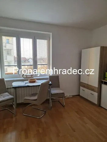 Pronájem bytu 1+kk, Hradec Králové, Pražská třída, 35 m2