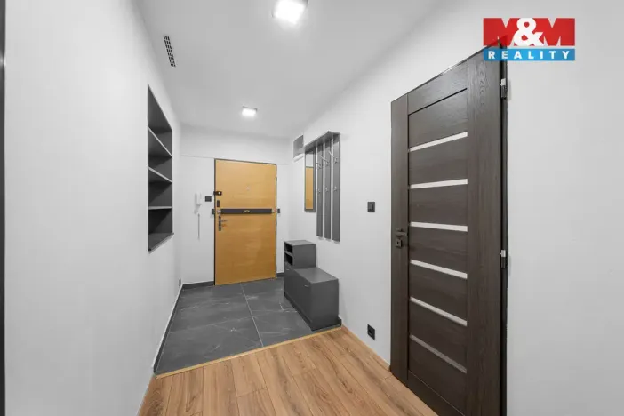 Pronájem bytu 2+1, Děčín - Děčín I-Děčín, Labská, 63 m2