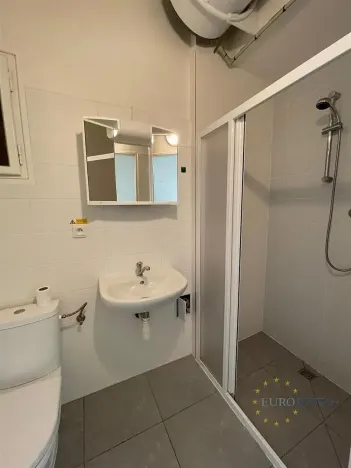 Pronájem bytu 1+kk, Praha - Nusle, V Horkách, 35 m2