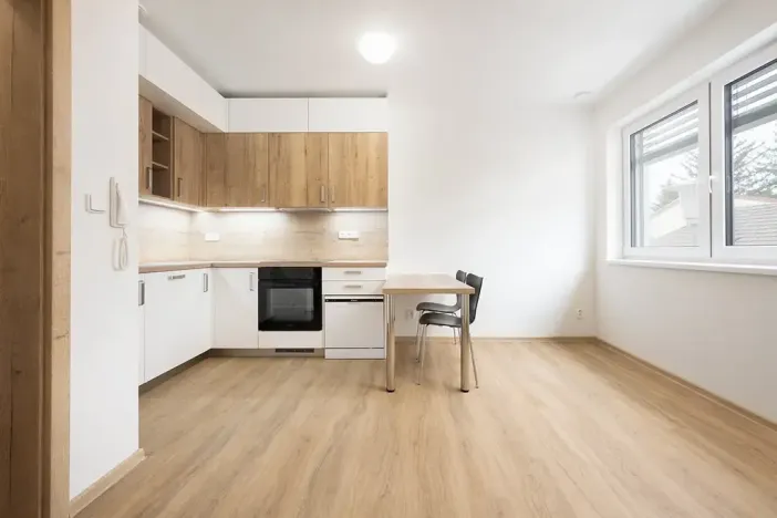 Pronájem bytu 2+kk, Brno, Jílkova, 32 m2