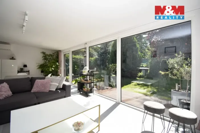 Prodej rodinného domu, Panenské Břežany, Strmá, 73 m2