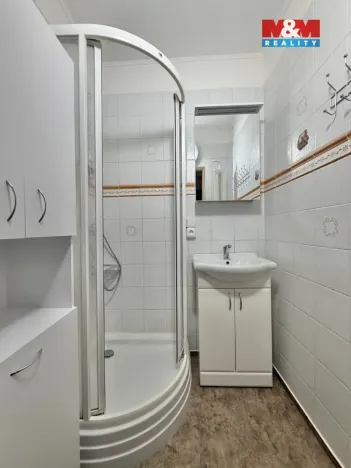 Pronájem bytu 3+1, Děčín - Děčín XXXII-Boletice nad Labem, 62 m2