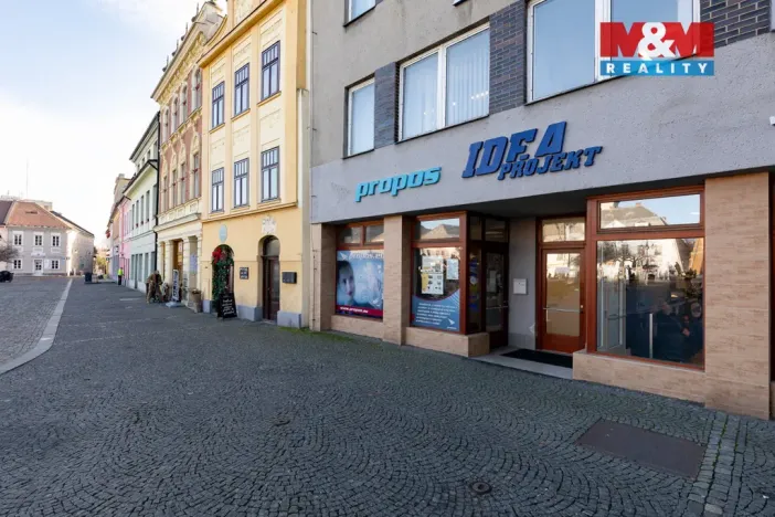 Prodej obchodního prostoru, Bruntál, nám. Míru, 720 m2