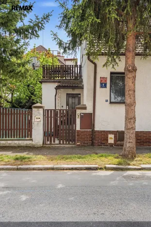 Prodej rodinného domu, Praha - Žižkov, V zeleni, 148 m2