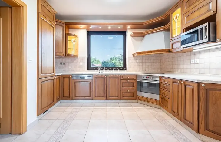 Pronájem vily, Horoměřice, 280 m2