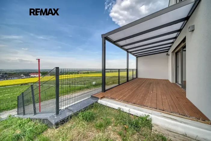 Pronájem rodinného domu, Červené Pečky, Hrabáňova, 213 m2