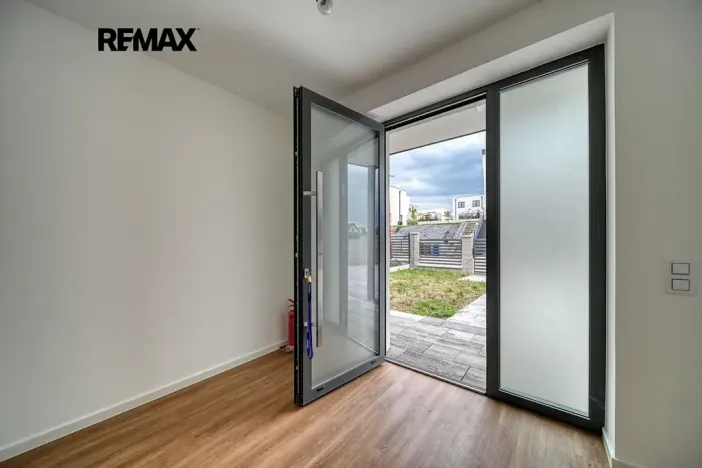 Pronájem rodinného domu, Červené Pečky, Hrabáňova, 213 m2