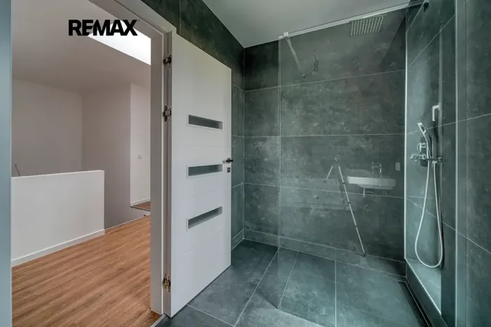 Pronájem rodinného domu, Červené Pečky, Hrabáňova, 213 m2