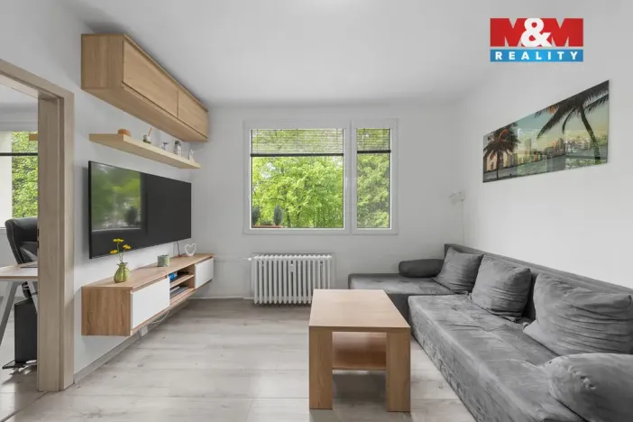 Prodej bytu 1+1, Ústí nad Labem - Severní Terasa, Maková, 33 m2