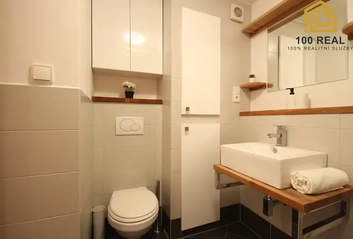 Pronájem bytu 1+1, Hradec Králové, Exnárova, 35 m2