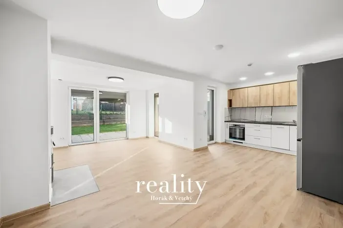 Pronájem bytu 2+kk, Jihlava, Na Nivách, 66 m2