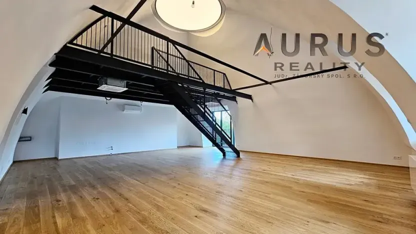Pronájem bytu 2+kk, Praha - Nusle, Bělehradská, 107 m2